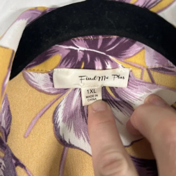 Find Me Plus Blouse Women's 1XL Yellow Floral 3/4 Sleeve Tie Front - Picture 4 of 10